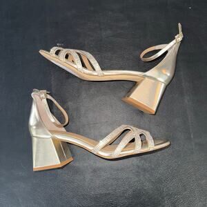 Jewel by Badgley Mischka Fidelia Rhinestone Strappy Block Heels Sandals Size 9